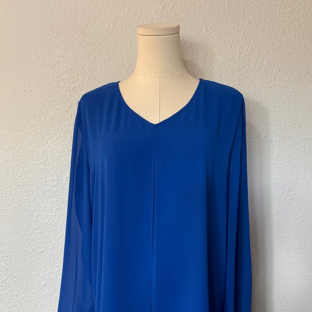 NWOT Chico’s Split Front Cobalt Blue Semi Sheer Tunic Top size 1 or Medium - Picture 5 of 16